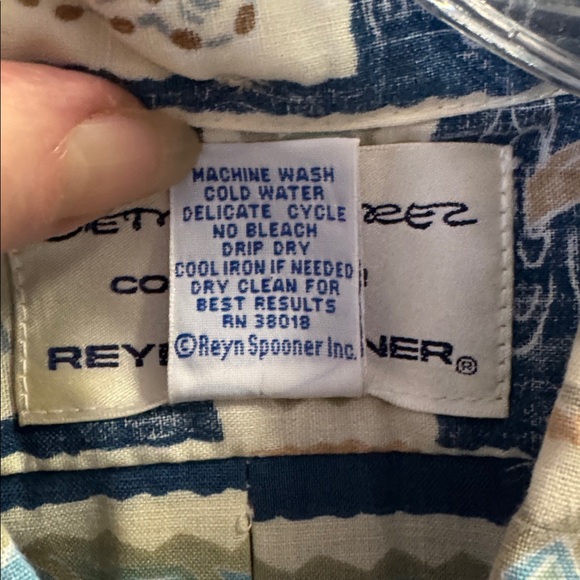 Reyn Spooner Hawaiian Aloha Shirt by Dietrich Varez Fisherman Reverse Print XL - Picture 10 of 12